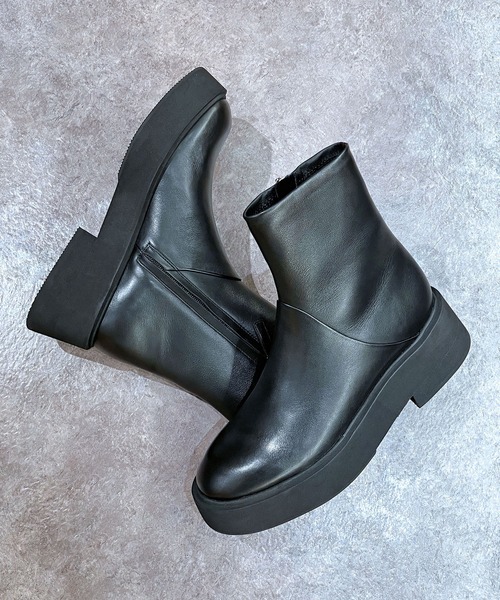 enchanted（エンチャンテッド）の「《APOM》本革プラットフォームサイドジップショートブーツ（ブーツ・レディース・グレー/ブラック・36/37/38/39/35）」の3枚目の写真
