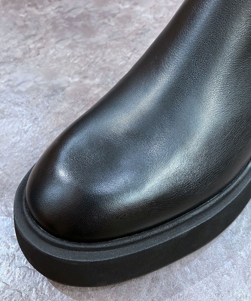 セール】《APOM》本革プラットフォームサイドジップショートブーツ