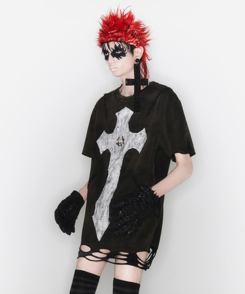 UNIZ（ユニズ）の「【UNIZ】Cross Knight T-Shirt / 【ユニズ】オーバーサイズクロスダメージ半袖Tシャツ（Tシャツ/カットソー・メンズ・ブラウン・M/L/XL）」の6枚目の写真