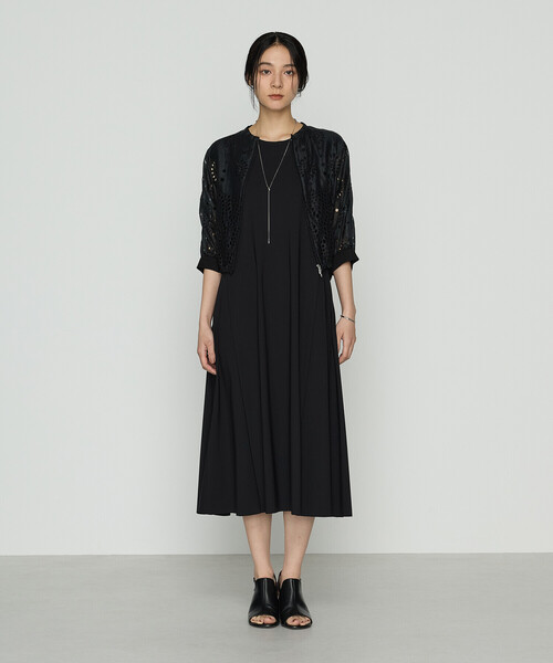 Gabardine K.T（ギャバジンケーティー）の「ユーロジャージー フィット＆フレアワンピース（ワンピース・レディース・ブラック・11号/9号/7号）」の6枚目の写真