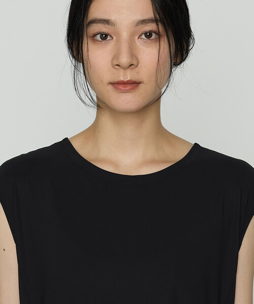 Gabardine K.T（ギャバジンケーティー）の「ユーロジャージー フィット＆フレアワンピース（ワンピース・レディース・ブラック・11号/9号/7号）」の14枚目の写真