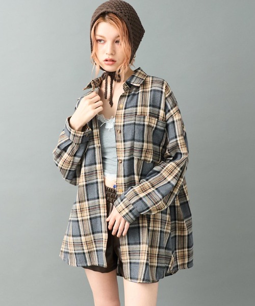 ANAP（アナップ）の「Wポケット オーバーサイズ チェックシャツ（シャツ/ブラウス・レディース・グレー/ブラウン/ネイビー・F）」の18枚目の写真