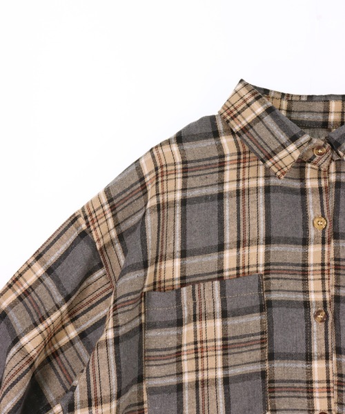 ANAP（アナップ）の「Wポケット オーバーサイズ チェックシャツ（シャツ/ブラウス・レディース・グレー/ブラウン/ネイビー・F）」の13枚目の写真