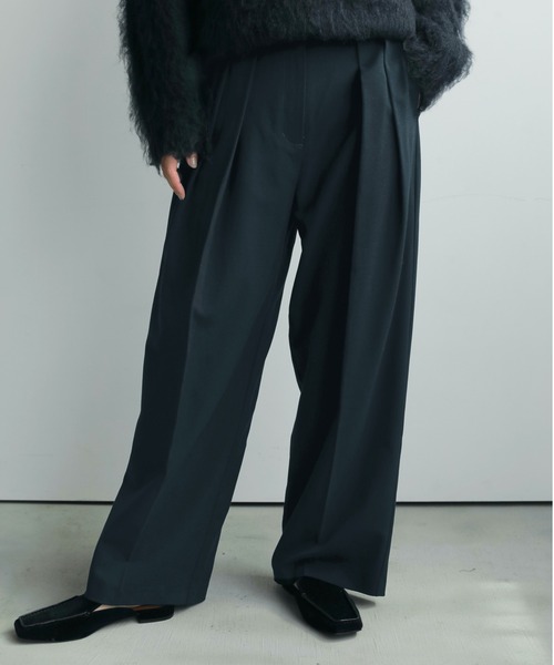 Tuck Wide Pants（その他パンツ）｜anuke（アンヌーク）のファッション