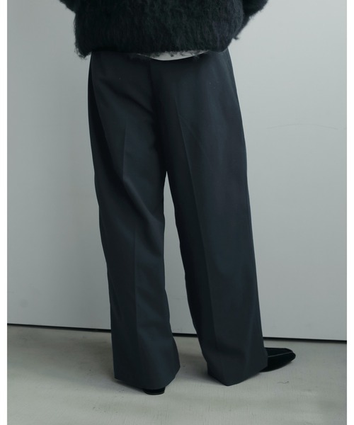 anuke（アンヌーク）の「Tuck Wide Pants（その他パンツ・レディース・ブラック/ネイビー/ブラウン・38inch/36inch）」の17枚目の写真
