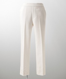 HUIT bouquet（ユイット）の「レースヘム センタープレス パンツ HUIT（その他パンツ）」