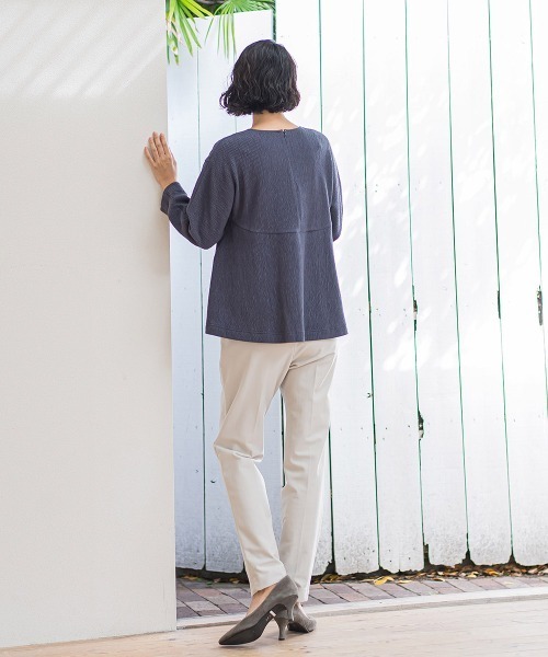 la.f…(ラエフ)の「つぶつぶジョーゼットカットソー≪洗濯機で洗える≫(Tシャツ/カットソー・レディース・ブラウン/ホワイト/チャコールグレー・9号)」の16枚目の写真