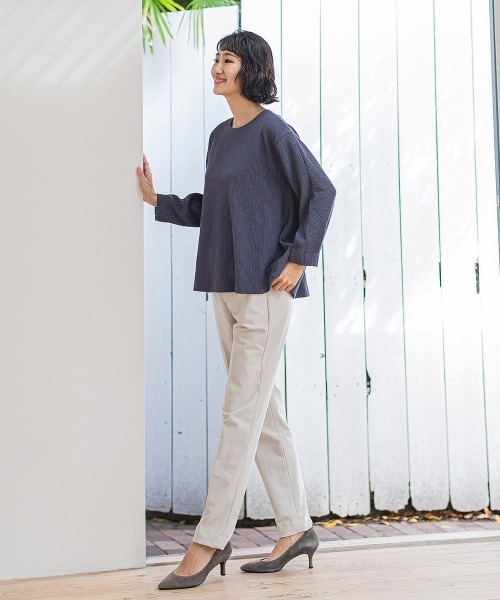 la.f…(ラエフ)の「つぶつぶジョーゼットカットソー≪洗濯機で洗える≫(Tシャツ/カットソー・レディース・ブラウン/ホワイト/チャコールグレー・9号)」の13枚目の写真