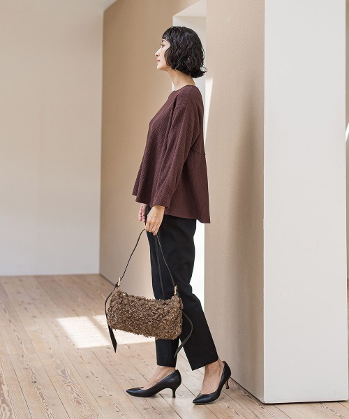 la.f…(ラエフ)の「つぶつぶジョーゼットカットソー≪洗濯機で洗える≫(Tシャツ/カットソー・レディース・ブラウン/ホワイト/チャコールグレー・9号)」の10枚目の写真