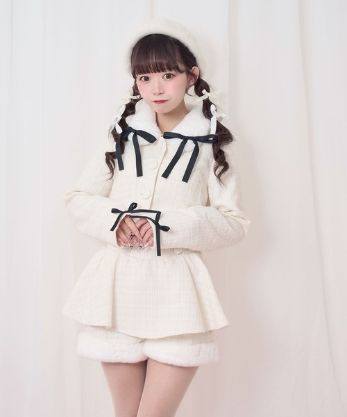 Honey Cinnamon（ハニーシナモン）の「裾ファーツイードペプラムショートパンツ（その他パンツ・レディース・ホワイト/ボルドー・FREE）」の19枚目の写真