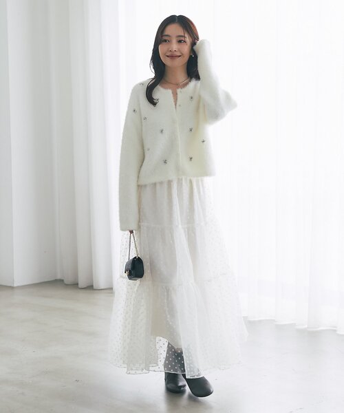 La boutique BonBon(ラブティックボンボン)の「【今すぐお届け!】フェザーヤーンビジュー刺繍ジャケットカーディガン(カーディガン/ボレロ・レディース・オフホワイト/チャコールグレー/ピンク・FREE)」の8枚目の写真