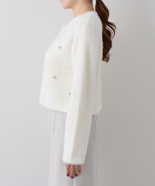 La boutique BonBon(ラブティックボンボン)の「【今すぐお届け!】フェザーヤーンビジュー刺繍ジャケットカーディガン(カーディガン/ボレロ・レディース・オフホワイト/チャコールグレー/ピンク・FREE)」の15枚目の写真