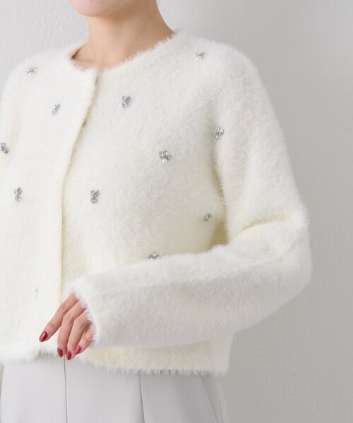 La boutique BonBon(ラブティックボンボン)の「【今すぐお届け!】フェザーヤーンビジュー刺繍ジャケットカーディガン(カーディガン/ボレロ・レディース・オフホワイト/チャコールグレー/ピンク・FREE)」の19枚目の写真