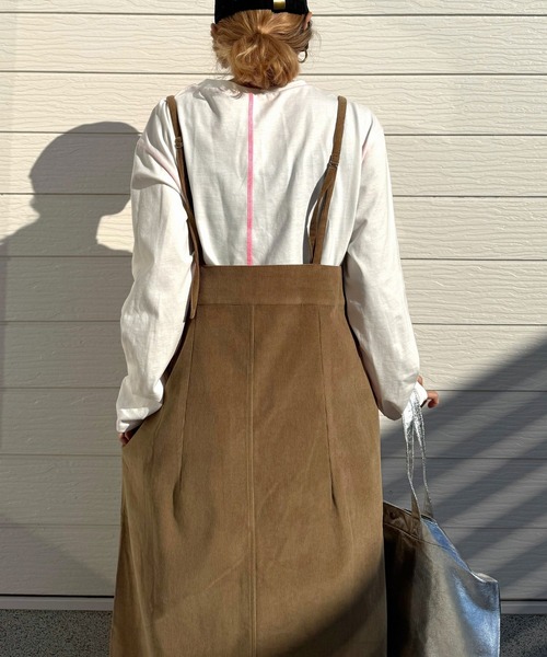 Q（キュー）の「コーデュロイZIPキャミワンピース（ワンピース・レディース・ダークベージュ/グリーン・MEDIUM）」の17枚目の写真