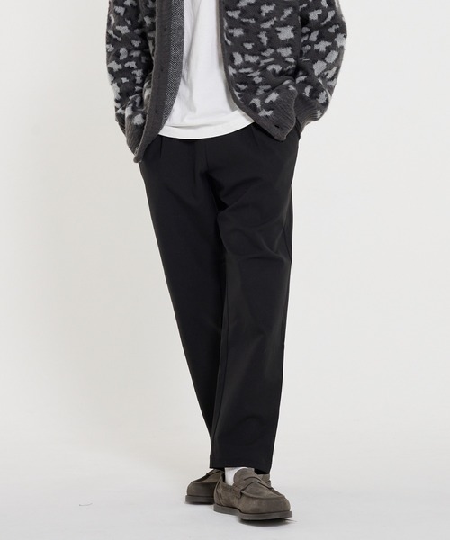 coca（coca）（コカ）の「ヘリンボーンストレッチイージータックテーパードパンツ（その他パンツ・メンズ・ブラック/チャコール・XL/L/M）」の11枚目の写真