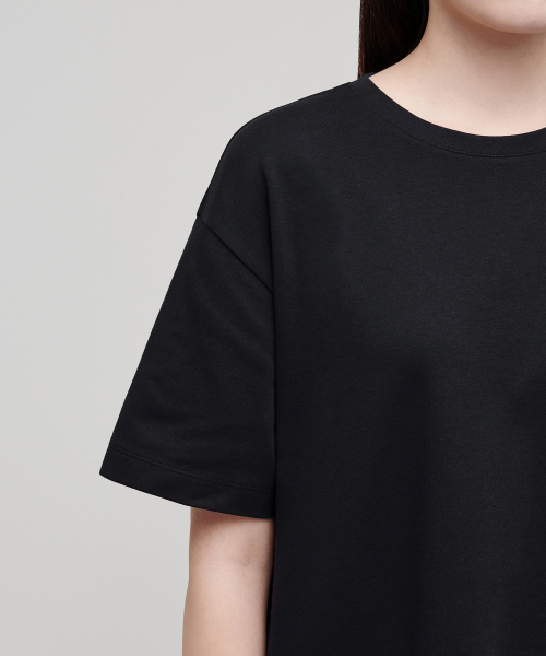 MUSINSA STANDARD WOMAN（ムシンサスタンダードウーマン）の「ウィメンズクルーネックTシャツドレス[ブラック]（ワンピース・レディース・その他・SMALL/MEDIUM/LARGE/X-SMALL）」の5枚目の写真