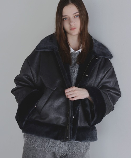 SOCCE(ソーシー)の「ルーズシルエットフェイクムートンジャケット(ムートンコート・メンズ・ブルーグレー/ブラック×ブラック/チャコールグレー・S/M/L/XL)」の8枚目の写真