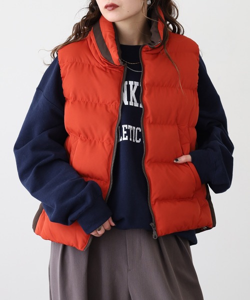 EGLANTINE(エグランティーヌ)の「EGLANTINE 中綿配色ベスト(ダウンベスト・レディース・アイボリー/ブラック/モスグリーン/オレンジ・38)」の17枚目の写真