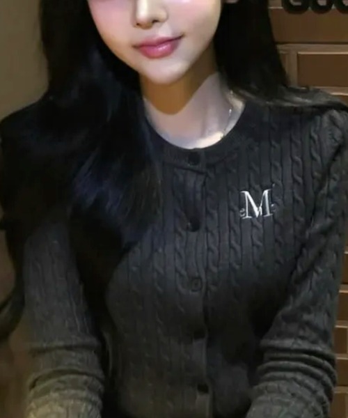 MUCENT（ムセント）の「MUCENT／ADIAN ニットカーディガン（カーディガン/ボレロ・レディース・ブラック/チャコール/ネイビー/グレー・FREE）」の3枚目の写真