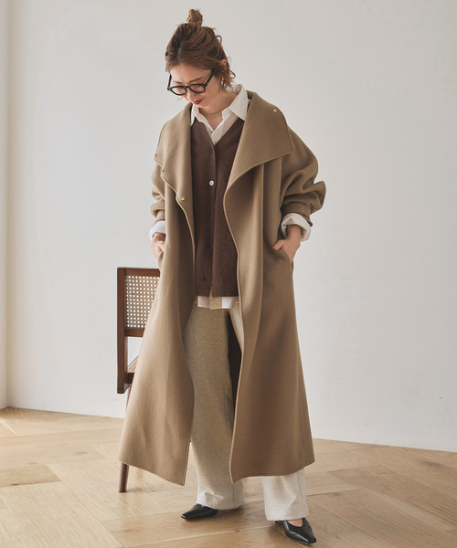 Spick & Span(スピックアンドスパン)の「《WEB限定 / 追加2》ビーバーニュアンスカラーオーバーコート(その他アウター・レディース・ブラック/キャメル・38/36)」の2枚目の写真