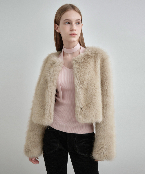 MONGDOL(モンドル)の「ソフトファー クロップジャケット ベージュ MDJK047BEIGE(ムートンコート・レディース・その他・F)」の5枚目の写真