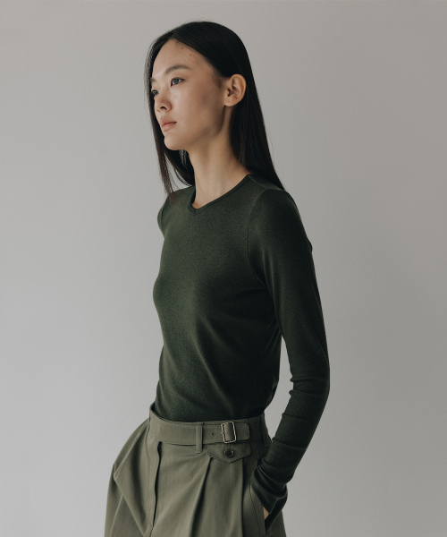 BLANKROOM HER(ブランクルームウーマン)の「ローブイネックT_MOSS GREEN(Tシャツ/カットソー・レディース・その他・ONE)」の4枚目の写真