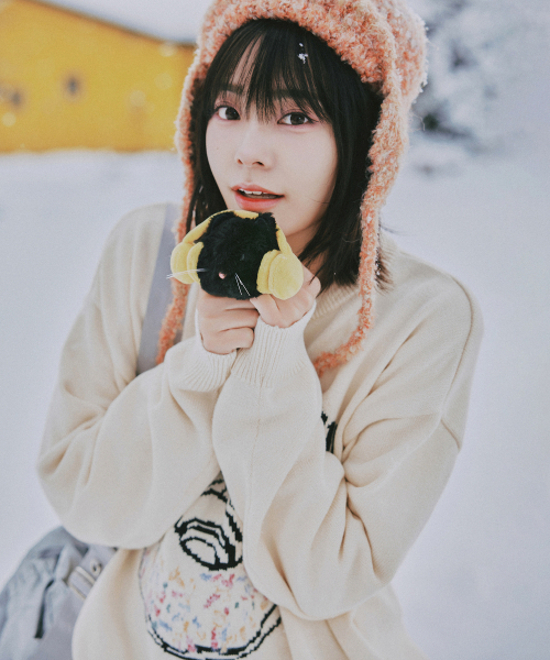 KNITTED（ニッティド）の「[NITTED X QWER DEMO] Let's Love Donut Round Knit IVORY（ニット/セーター・レディース・その他・LARGE/X-LARGE/MEDIUM）」の2枚目の写真