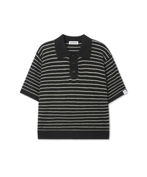 APOSTROPHE COMMA（アポストロフィコンマ）の「ストライプワッフルカラー半袖ニット_ブラック（ポロシャツ）」