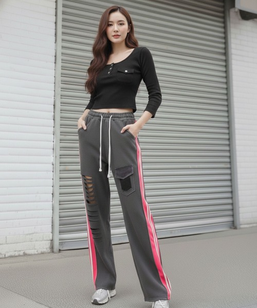 Pt18kg(プラチナイチハチキログラム)の「スクエアネック フロントボタンデザイントップス(Tシャツ/カットソー・レディース・ブラック/グレー/ホワイト・FREE)」の8枚目の写真