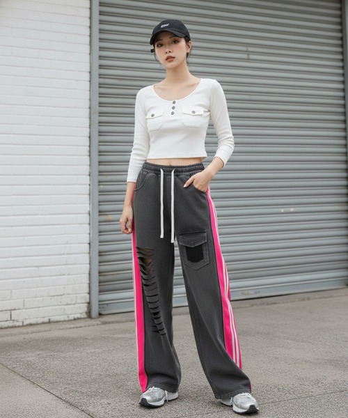 Pt18kg(プラチナイチハチキログラム)の「スクエアネック フロントボタンデザイントップス(Tシャツ/カットソー・レディース・ブラック/グレー/ホワイト・FREE)」の19枚目の写真