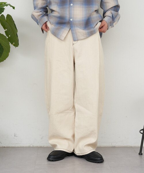 CIAOPANIC（チャオパニック）の「サイドタックコットンツイードパンツ（その他パンツ・メンズ・ブラック/ホワイト/インディゴブルー・MEDIUM/LARGE）」の2枚目の写真