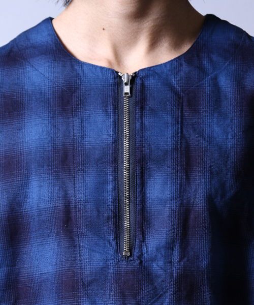 AMERICAN RAG CIE（アメリカンラグシー）の「AMERICAN RAG CIE インディゴオンブレープルオーバーシャツ（シャツ/ブラウス・メンズ・インディゴブルー・2/1）」の3枚目の写真