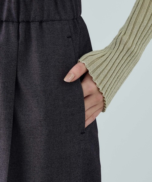 ROPE'（ロペ）の「トリアセツイル ワンタックイージーワイドパンツ(デニムライク)/イージーケア・セットアップ対応（スラックス・レディース・ブラック/ブルー系その他3・36/38/40）」の17枚目の写真