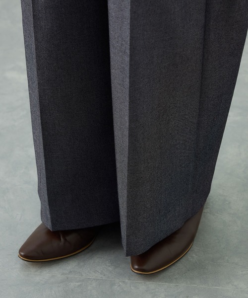 ROPE'（ロペ）の「トリアセツイル ワンタックイージーワイドパンツ(デニムライク)/イージーケア・セットアップ対応（スラックス・レディース・ブラック/ブルー系その他3・36/38/40）」の18枚目の写真