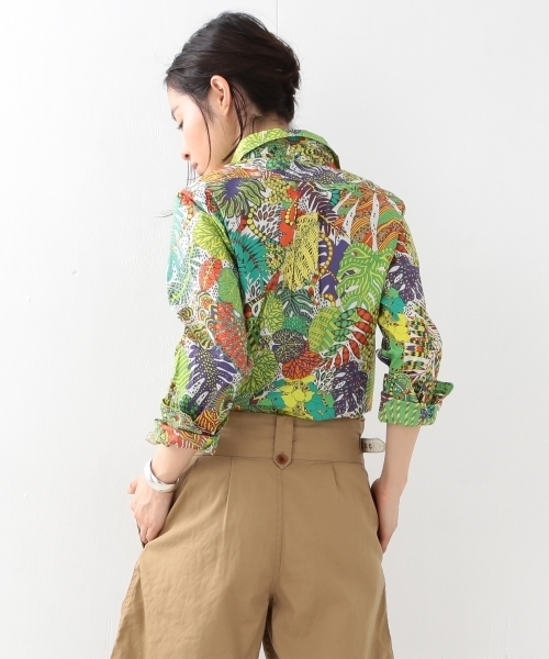 BEAMS BOY（ビームスボーイ）の「BEAMS BOY / リバティ カッタウェイ シャツ（シャツ/ブラウス・レディース・ホワイト/グリーン・ONE SIZE）」の19枚目の写真