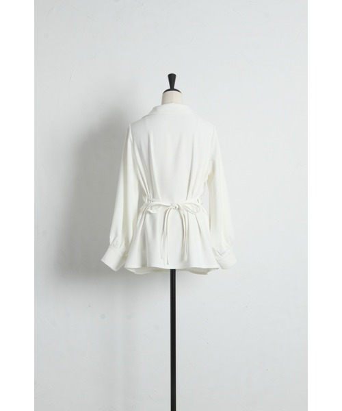 ARVELLIA(アルベリア)の「KNOT DRAPE BLOUSE(シャツ/ブラウス・レディース・ホワイト/ブラウン・M)」の17枚目の写真