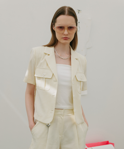 320SHOWROOM(320ショールーム)の「Utility Collar Short Sleeve Pocket Jacket Cream(その他アウター・レディース・その他・SMALL/MEDIUM)」の1枚目の写真