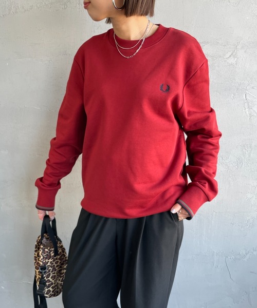 FRED PERRY（フレッドペリー）の「[FRED PERRY/フレッドペリー] ワンポイント刺繍ロゴ クルーネックスウェット M7535（スウェット・レディース・ネイビー系/ブルー系/イエロー系/ボルドー/キャメル/グリーン/ブルー/ダークグリーン/ワイン/アイボリー/グレイッシュベージュ/ライトベージュ・XL/L/M/S）」の14枚目の写真