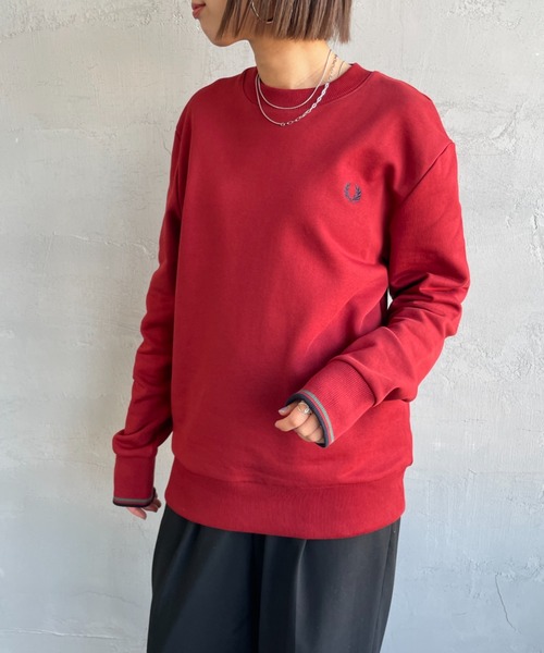 FRED PERRY（フレッドペリー）の「[FRED PERRY/フレッドペリー] ワンポイント刺繍ロゴ クルーネックスウェット M7535（スウェット・レディース・ネイビー系/ブルー系/イエロー系/ボルドー/キャメル/グリーン/ブルー/ダークグリーン/ワイン/アイボリー/グレイッシュベージュ/ライトベージュ・XL/L/M/S）」の18枚目の写真