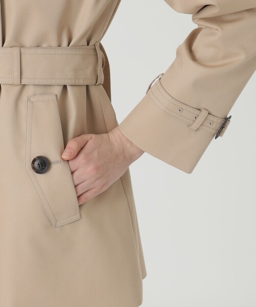 BLUE LABEL CRESTBRIDGE（ブルーレーベルクレストブリッジ）の「ライトギャバジンミディアムトレンチコート（トレンチコート・レディース・ベージュ・38/40/36）」の10枚目の写真