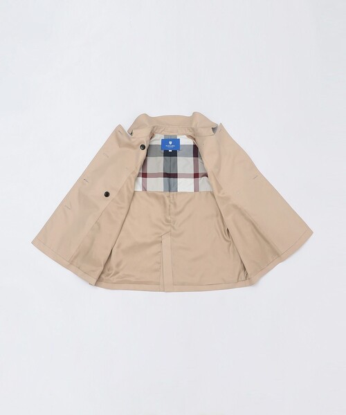BLUE LABEL CRESTBRIDGE（ブルーレーベルクレストブリッジ）の「ライトギャバジンミディアムトレンチコート（トレンチコート・レディース・ベージュ・38/40/36）」の11枚目の写真