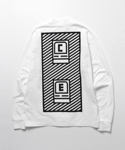 C.E（シーイー）の「C.E / BOLD ロゴ タートルネック ロングスリーブTシャツ（Tシャツ/カットソー・メンズ・ブラック/ホワイト・LARGE/X-LARGE/MEDIUM/SMALL）」の3枚目の写真