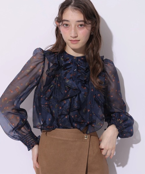 Rirandture(リランドチュール)の「チェリープリントフリルブラウス(シャツ/ブラウス・レディース・ネイビー/オフホワイト・2)」の21枚目の写真