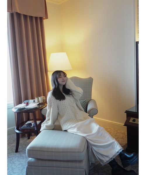 jumelle(ジュメロ)の「ドレープサテンスカート(スカート・レディース・アイボリー・SMALL/MEDIUM)」の15枚目の写真