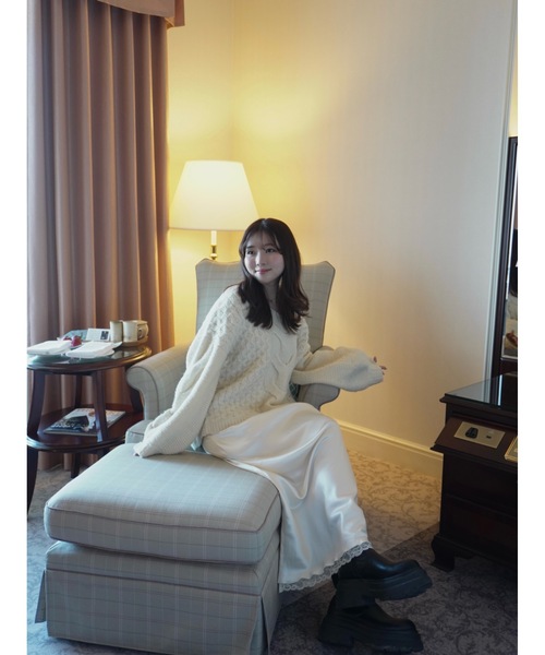 jumelle(ジュメロ)の「ドレープサテンスカート(スカート・レディース・アイボリー・SMALL/MEDIUM)」の19枚目の写真