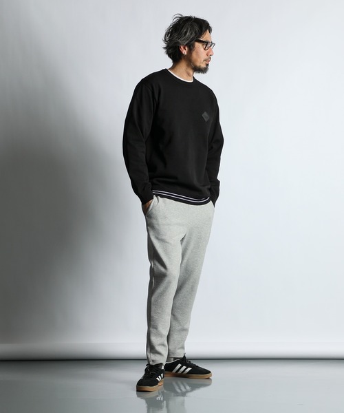 The DUFFER of ST.GEORGE(ザダファーオブセントジョージ)の「〔BLACK LABEL〕JACQUARD LOGO KNIT CREW:自宅で洗える ジャガードロゴ ウォッシャブルニット(ニット/セーター・メンズ・ブラック・SMALL/MEDIUM/LARGE/X-LARGE)」の4枚目の写真