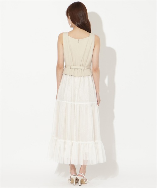 AND COUTURE(アンドクチュール)の「異素材ドッキングチュールワンピース(ワンピース・レディース・オフホワイト/ブルー/ベージュ/ネイビー・FREE)」の17枚目の写真