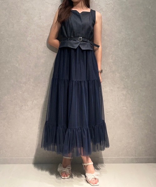 AND COUTURE(アンドクチュール)の「異素材ドッキングチュールワンピース(ワンピース・レディース・オフホワイト/ブルー/ベージュ/ネイビー・FREE)」の5枚目の写真