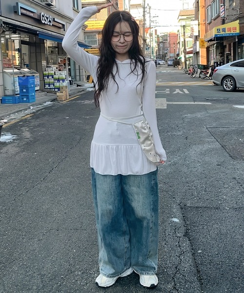 HEILIS(ヘイリス)の「ペプラムフーディーカットソー / オフホワイト アイボリー グレー ブラック カットソー 長袖 トップス 春服 夏服 秋服 インナー 韓国 ノームコア カジュアル シンプル 無地 Tシャツ コンパクト(Tシャツ/カットソー・レディース・グレー/ブラック/ホワイト・FREE)」の16枚目の写真
