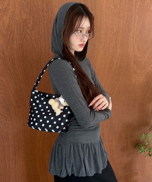 HEILIS(ヘイリス)の「ペプラムフーディーカットソー / オフホワイト アイボリー グレー ブラック カットソー 長袖 トップス 春服 夏服 秋服 インナー 韓国 ノームコア カジュアル シンプル 無地 Tシャツ コンパクト(Tシャツ/カットソー・レディース・グレー/ブラック/ホワイト・FREE)」の20枚目の写真